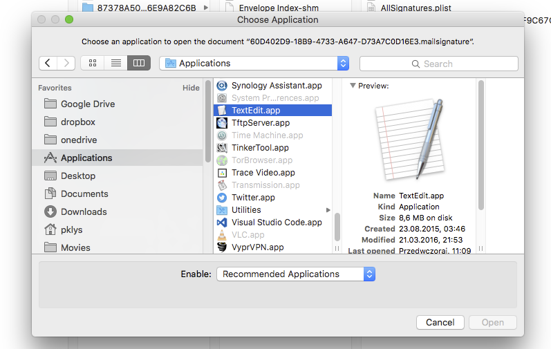 Wybór pliku podpisu mailsignature otwieranego w TextEdit